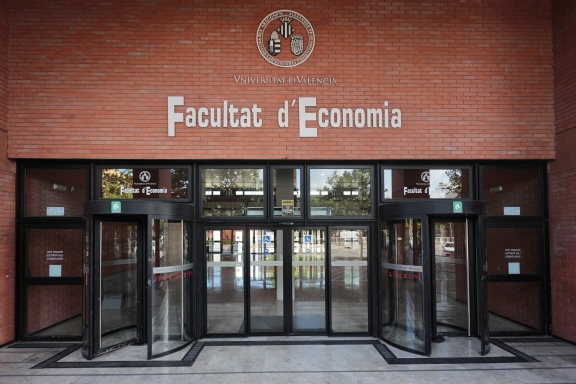 Facultat de Economia - imatge 0